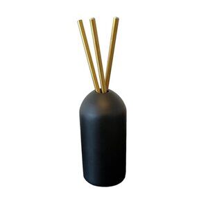 New Everlasting Candle Co Wylie Black Vase & everlasting candles